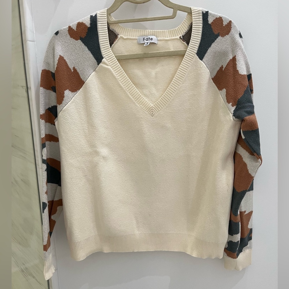 Fate Camo V-Neck Sweater